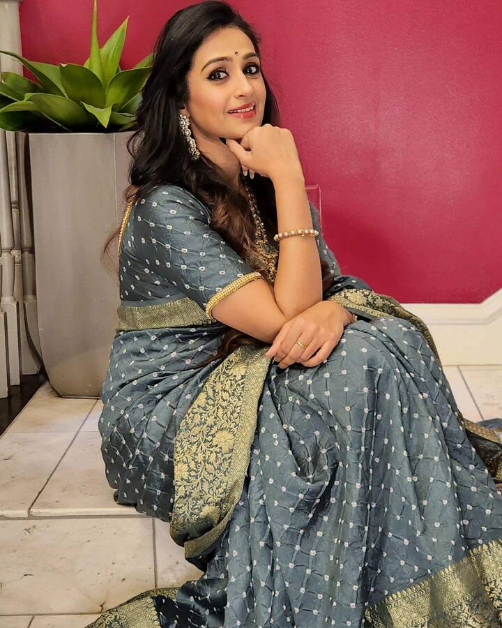 కెరీర్ మంచి స్వింగ్ లో ఉన్నప్పుడే పెళ్లి చేసుకుంది.Photo Credit: Laya Gorty/Instagram
