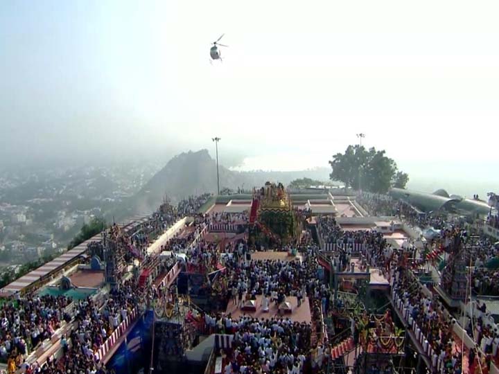 Palani Kumbabishekam: 16 ஆண்டுகளுக்குப் பின் விமரிசையாக நடந்த பழனி முருகன் கோயில் குடமுழுக்கு விழா