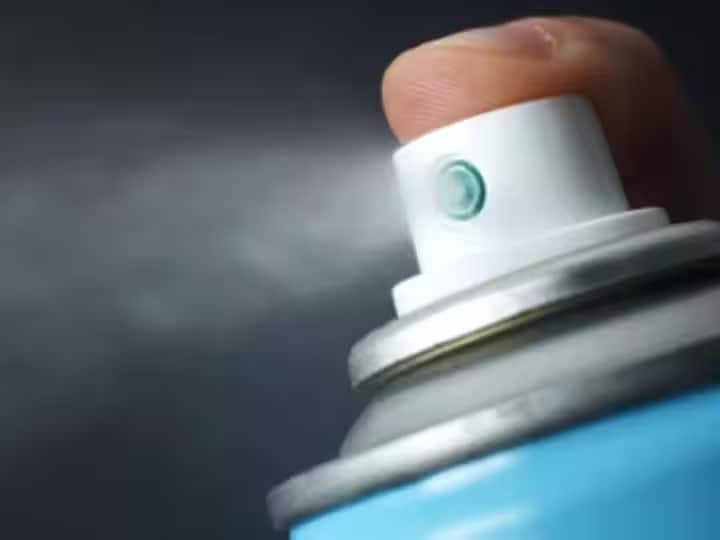 girl died of spraying too much deodorant in room parents warns about dangers 'ડિઓડરન્ટ' ઝેર બની ગયું! જ્યારે  બાળકી બ્લેન્કેટ પર  છાંટ્યું તો, આવી ગયો હાર્ટ અટેક, જાણો શું છે સમગ્ર ઘટના