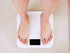 Weight Loss Tips: तुमच्या रोजच्या सवयी वजन वाढीला कारणीभूत ठरू शकतात..