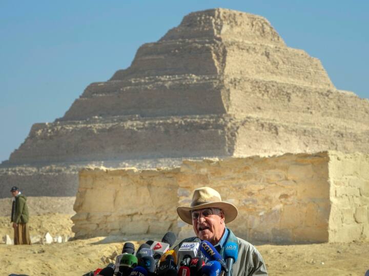 Egypt found oldest 43000 year mummy in Saqqara Pyramid Egypt Oldest Mummy: सोने की परत से ढकी मिली सबसे पुरानी ममी