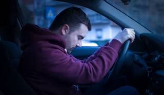 Night Driving Tips: ਰਾਤ ਨੂੰ ਡਰਾਈਵਿੰਗ ਕਰਨ ਵਿੱਚ ਹੁੰਦੀ ਹੈ ਪਰੇਸ਼ਾਨੀ, ਤਾਂ ਇਹ ਸਧਾਰਨ ਟਿਪਸ ਤੁਹਾਡੀ ਯਾਤਰਾ ਨੂੰ ਬਣਾ ਸਕਦੇ ਹਨ ਮਜ਼ੇਦਾਰ