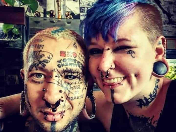 German Tattoos Couple: જર્મન ટેટૂ પ્રેમી ટોબિયાસ મુલર અને તેની પત્નીએ એટલા બધા ટેટૂઝ ટેટૂ કરાવ્યા છે કે લોકો તેમની ટીખળ કરે છે. તેમ છતાં તેઓ સકારાત્મક રહે છે. કપલે 360 ટેટૂ કરાવ્યા છે.