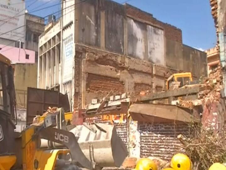 chennai mount road accident JCB driver and JCB Owner arrested by police Chennai Building Collapse: அண்ணாசாலை விபத்து: ஜே.சி.பி. இயந்திர உரிமையாளர், ஓட்டுனர் கைது - போலீஸ் அதிரடி
