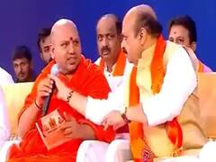 Watch Video: நான் இருக்கப்பவே விமர்சனமா..? சாமியாரிடம் மைக்கை பறித்த முதலமைச்சர் - வைரலாகும் வீடியோ..!