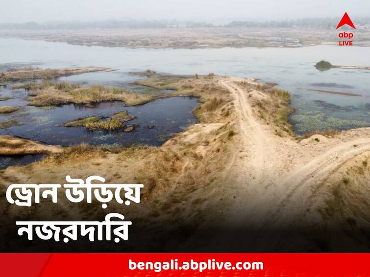 Efforts to prevent sand smuggling, surveillance by flying drones Birbhum: বালি পাচার রুখতে তৎপরতা, ড্রোন উড়িয়ে চলল নজরদারি