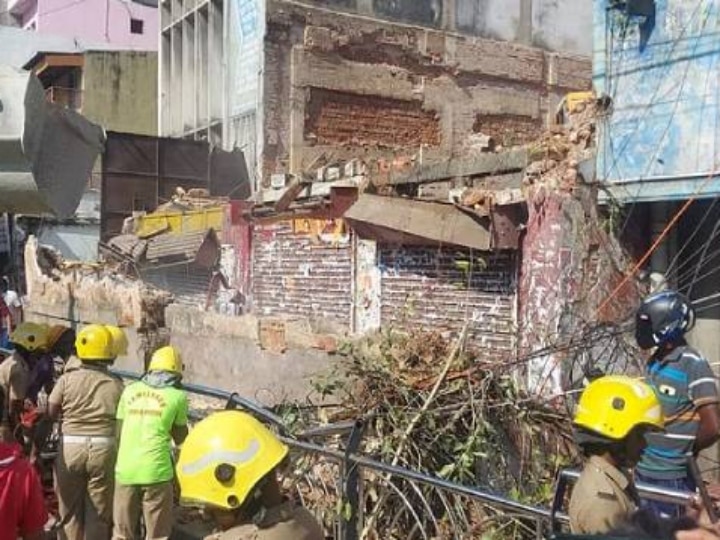 Chennai Building Collapse: அண்ணாசாலை விபத்து: ஜே.சி.பி. இயந்திர உரிமையாளர், ஓட்டுனர் கைது - போலீஸ் அதிரடி