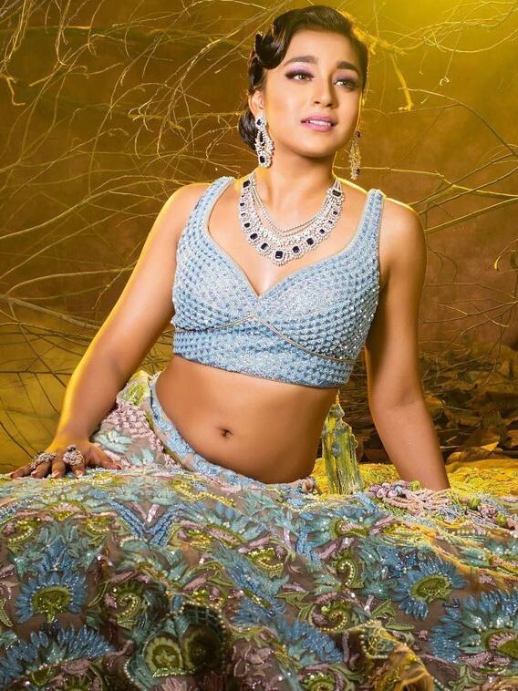 टीवी की इमली करवाना चाहती हैं पिता की दूसरी शादी