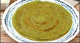 பட்டாணியைத் தோலுரித்து நன்கு கழுவவும்.