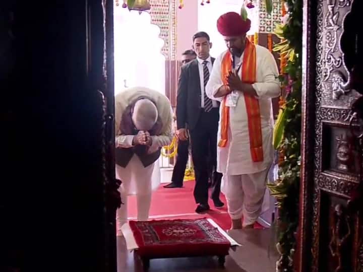 Prime Minister Modi bows in front of the idol. He also addressed a ceremony commemorating 1111th 'Avataran Mahotsav' of Bhagwan Shri Devnarayan Ji in Bhilwara, Rajasthan. (Source: ANI)