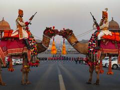 Beating Retreat 2023: Tri-Services Bands, Drone Show Enthral Audience At Rehersals — IN PICS
