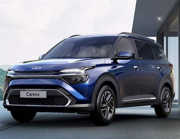 Kia Carens CNG: Kia Motors will be launch soon their Carens mpv in CNG Variant Kia Carens CNG: Kia ઓટો માર્કેટમાં મચાવશે ધૂમ, આ CNG મોડલને ઉતારશે મેદાનમાં