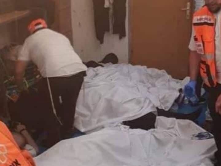 Israel Terror Attack: इजरायल और फिलिस्तीन के बीच बढ़ा तनाव, यरूशलम में यहूदी मंदिर पर आतंकी हमला, 8 लोगों की मौत Israel Gun Attack At Least 8 Killed And 10 Injured in Jerusalem Deadly Terror Attack Palestine Israel Terror Attack: इजरायल और फिलिस्तीन के बीच बढ़ा तनाव, यरूशलम में यहूदी मंदिर पर आतंकी हमला, 8 लोगों की मौत