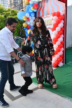 Ravie Kapoor Birthday Party: चार साल के हुए एकता कपूर के लाडले रवि... बर्थडे बैश में बच्चों के साथ पहुंचे ये फेमस सितारे