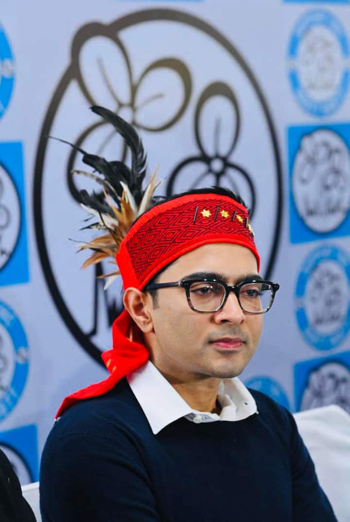 'কেন মানুষের কাছে যাব না? তাদের ভোটে জিতেছি। মানুষের জন্য প্রতিপদে কাজ করতে বধ্যপরিকর।'