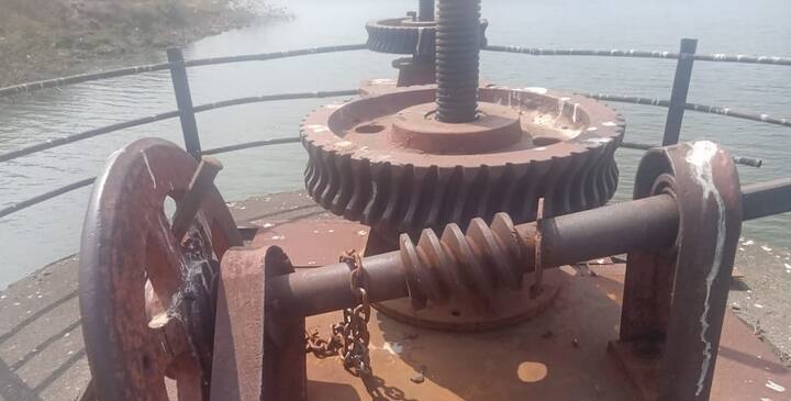 तसेच उन्हाळ्यात पिण्यासाठी पाण्याची कमतरता भासू शकते.