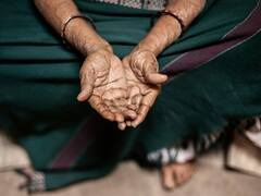 भिखारी महिला की शोहरत देख उड़ गए पुलिस के होश! भीख मांगने के बाद लग्जरी कार से लौटती थी घर, करोड़ों रुपये बरामद