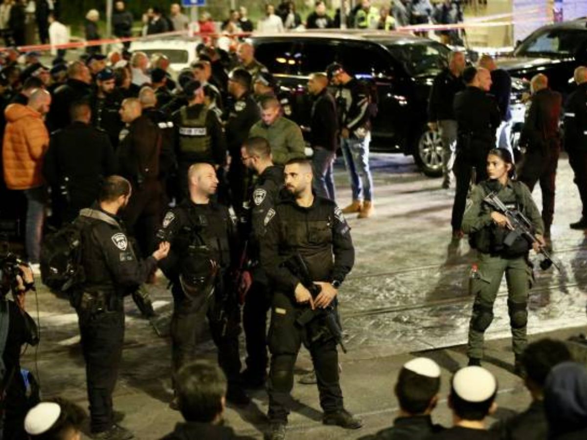 Jerusalem Synagogue Shooting 7 Dead In Third Incident Of Violence ...