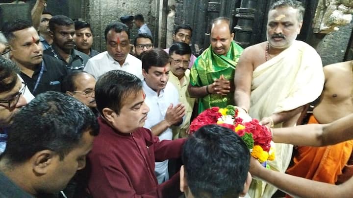 गडकरी यांच्या हस्ते बहुचर्चित बास्केट ब्रिजची पायाभरणी करण्यात येणार आहे.
