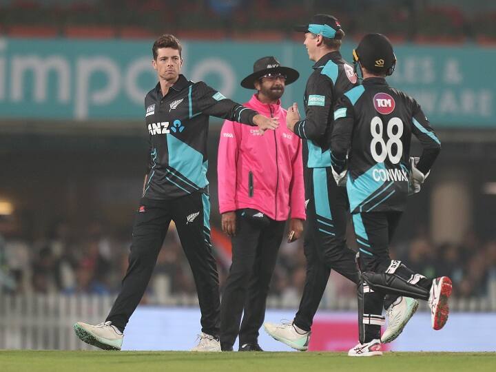 New Zealand Captain Mitchell Santner Reaction after defeating India in IND vs NZ 1st T20I Ranchi IND vs NZ 1st T20: न्यूजीलैंड के कप्तान को नहीं थी जीत की उम्मीद! भारत को हराने के बाद कही यह बड़ी बात