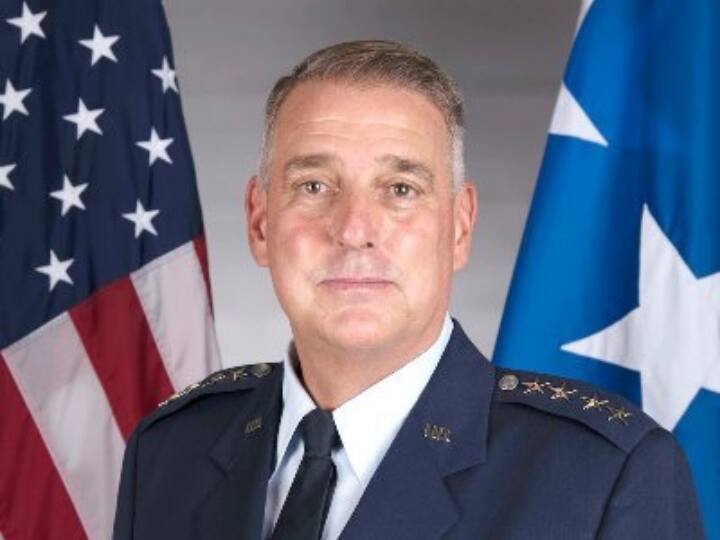 US Air Force General Mike Minihan predicts war with China in 2025 says I hope I am wrong US China War Prediction: '2025 में होगा चीन-अमेरिका का युद्ध', अमेरिकी एयर फोर्स जनरल ने की जंग की भविष्यवाणी, कहा- आशा करता हूं मैं गलत...