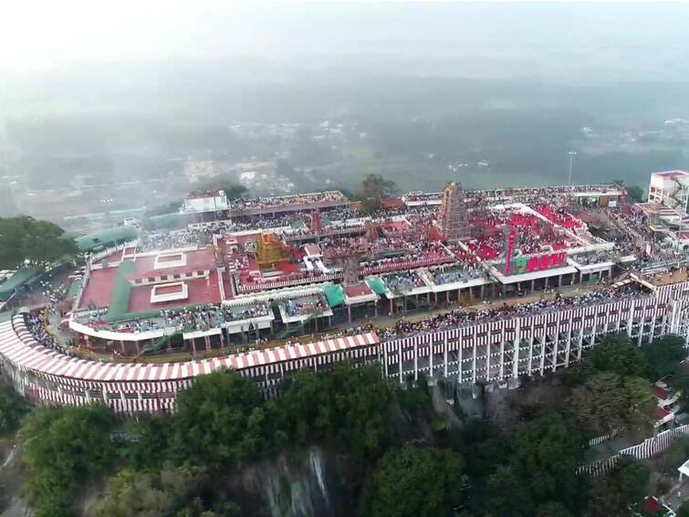 WATCH: Consecration Ceremony Held At Dhandayuthapani Swamy Temple In Palani After 17 Years WATCH: Consecration Ceremony Held At Dhandayuthapani Swamy Temple In Palani After 17 Years