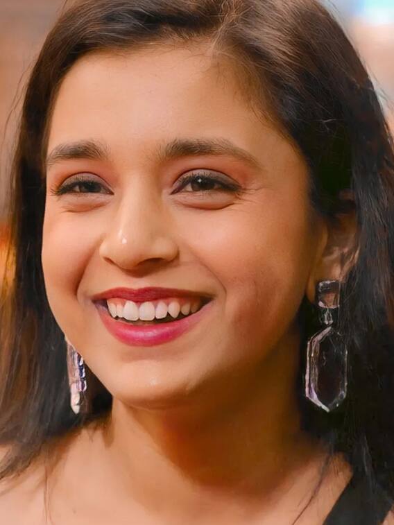 सुम्बुल को अनिल कपूर ने कहा गुड डांसर, पठान के गाने पर किए मूव्स