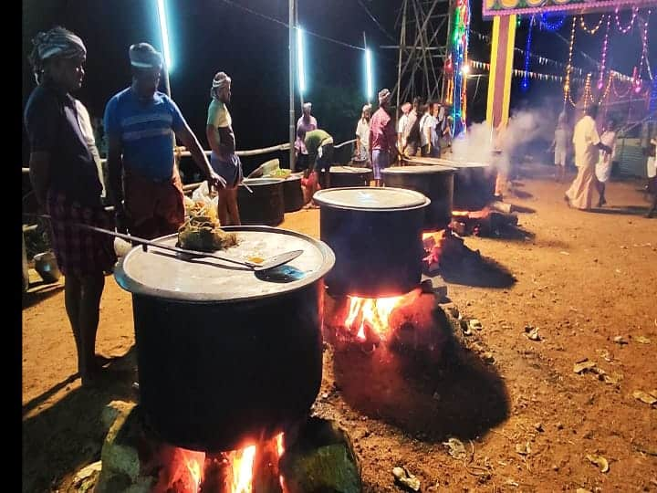 200 Goats., 300 Roosters., 2500 Kgs of Rice Prepared Muniandi Temple Biryani TNN Madurai: 200 ஆடுகள், 300 சேவல்கள், 2500 கிலோ அரிசி - முனியாண்டி கோயில் பிரியாணி திருவிழா