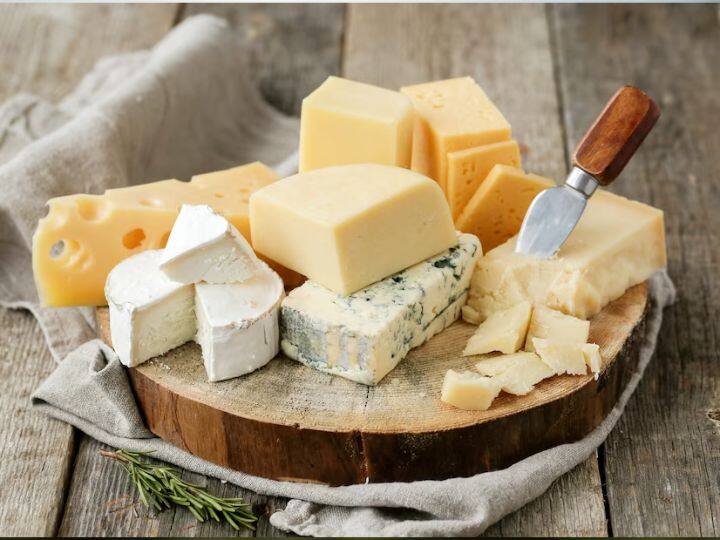 Eat Cheese And Sleep This Job Will Pay You 81 thousand rupees
