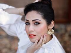 வெள்ளைப் பூக்கள் மலரட்டுமே...நடிகை சதாவின் ரீசண்ட் க்ளிக்ஸ்!