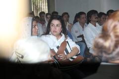 Rakhi Sawant Mother Death: राखी सावंत का दुख बांटने पहुंची फराह खान, अंतिम संस्कार में हुईं शामिल | PICS