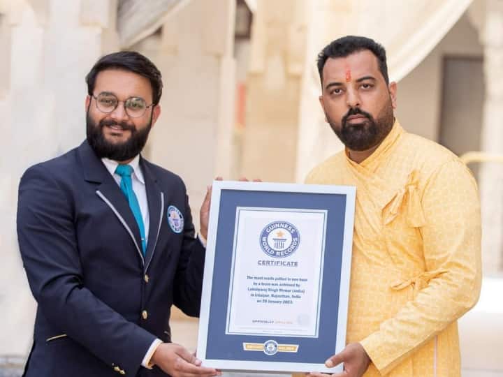 Rajasthan: मेवाड़ के प्रिंस ने 5 साल में बनाए 7 वर्ल्ड रिकॉर्ड, अपने जन्मदिन पर बोए 21 हजार से ज्यादा बीज Rajasthan News Mewar Prince Dr Lakshyaraj Singh Makes Seventh World Record in 5 Years Name in Guinness Book of World Records ANN Rajasthan: मेवाड़ के प्रिंस ने 5 साल में बनाए 7 वर्ल्ड रिकॉर्ड, अपने जन्मदिन पर बोए 21 हजार से ज्यादा बीज