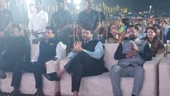 देवेंद्र फडणवीसांची आवडती गायिका कोण? फडणवीसांनी स्पष्टच सांगितलं... 15 मिनिटांसाठी आले अन् पूर्ण कार्यक्रम ऐकूनच गेले...