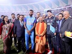 CM योगी भी हुए टीम इंडिया के फैन, टी20 मैच देखने के लिए पहुंचे इकाना स्टेडियम