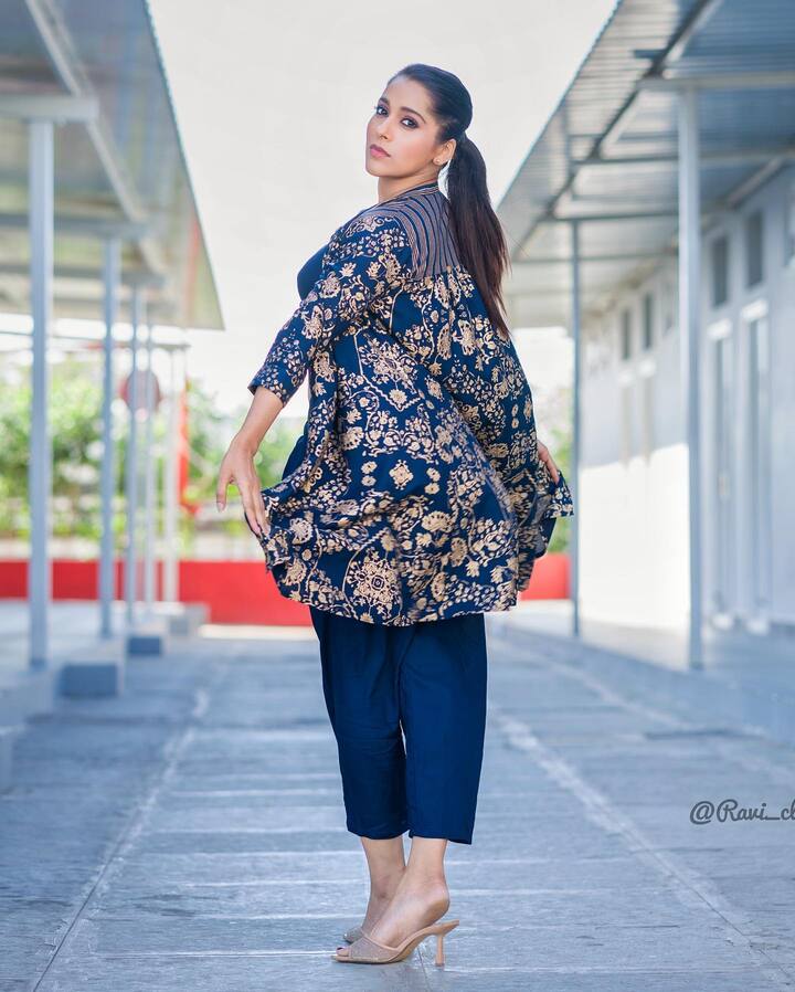 రష్మి గౌతమ్ అందమైన ఫోటోలు -Image Credit: Rashmi Gautham/Instagram