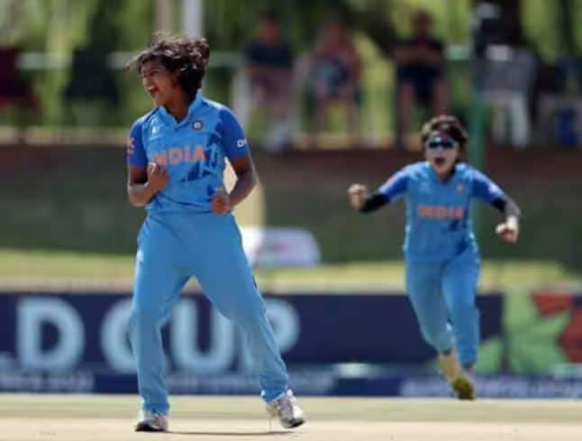 u19 women t20 world cup 2023 india wins final parshvi chopra most wickets for india ind vs eng U19 Women's T20 WC Final: ટીમ ઈન્ડિયા માટે પાર્શ્વી ચોપડાએ ઝડપી સૌથી વધુ વિકેટ, જાણો ટોપ 5માં કોણ-કોણ સામેલ છે
