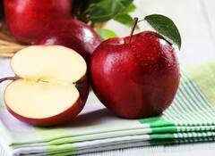 ਕਿਤੇ ਤੁਸੀਂ ਵੀ ਇਨ੍ਹਾਂ ਚੀਜ਼ਾਂ ਦੇ ਨਾਲ ਪਾਣੀ ਦਾ ਸੇਵਨ ਤਾਂ ਨਹੀਂ ਕਰ ਰਹੇ... ਬੰਦ ਕਰ ਦਿਓ, ਨਹੀਂ ਤਾਂ ਹੋ ਸਕਦੇ ਹੋ ਬਿਮਾਰ