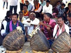 In Photos: बस्तरिया मोहरी बाजे के बिना पूरा नहीं होता कोई शुभ कार्य, मधुर धुन थिरकने पर कर देते हैं मजबूर
