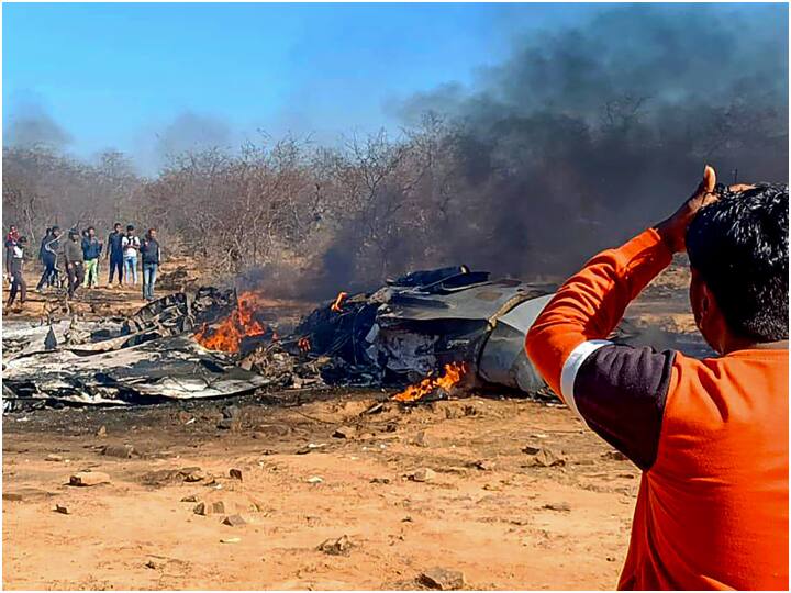 Mirage And Sukhoi Clash Madhya Pradesh Technical fault or bird hit court of inquiry order तकनीकी खराबी या पक्षी का टकराना... मिराज और सुखोई के बीच कैसे हुआ मिड-एयर एक्सीडेंट?