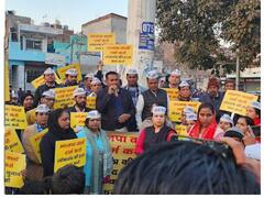बीजेपी को बेनकाब करने 70 विधानसभा क्षेत्रों में सड़कों पर उतरी AAP, लगाए ये आरोप