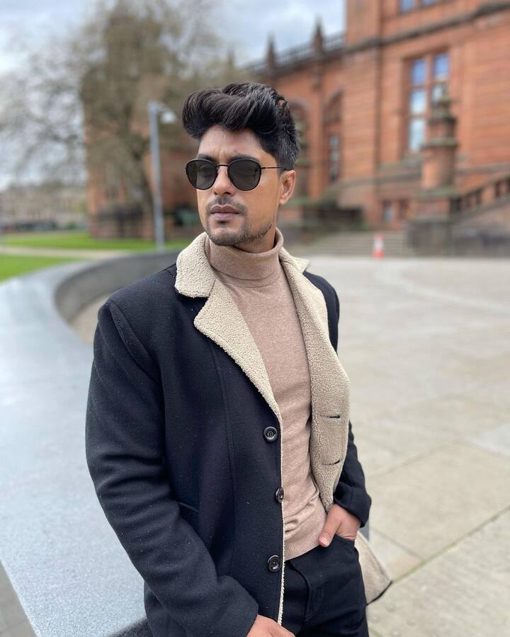 बता दें कि, अंकित गुप्ता ने साल 2012 में 'बालिका वधु' शो से टीवी पर कदम रखा था. वह 'बेगूसराय', 'कुछ रंग प्यार के ऐसे भी', 'कुंडली भाग्य' जैसे कई हिट शोज में काम कर चुके हैं.