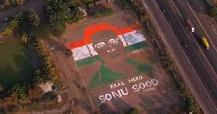 बॉलिवूड अभिनेता सोनू सूद खऱ्या अर्थाने हिरो आहे.