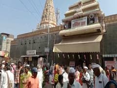 माघी यात्रेसाठी पंढरपुरात हजारो वारकरी दाखल, दर्शन रांग गोपालपूरमध्ये पोहचली