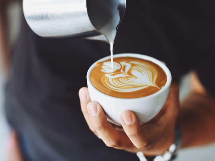 Coffee With Milk Doubles Anti-Inflammatory Properties In Immune Cells, Provides Antioxidants And Proteins: Study Coffee With Milk Doubles Anti-Inflammatory Properties In Immune Cells, Provides Antioxidants And Proteins: Study