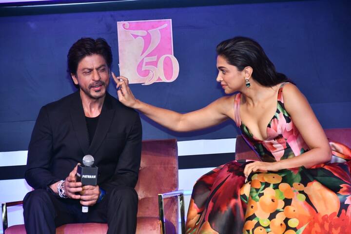 இப்படத்தில் ஷாருக்கானுக்கு ஜோடியாக தீபகா படுகோன் நடித்துள்ளார்