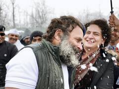 Opposition Bigwigs Join Rahul Gandhi And Priyanka As Bharat Jodo Yatra Culminates In J&K Amid Snowfall. In Pics