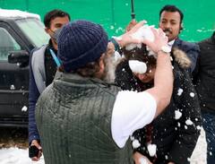 Bharat Jodo Yatra: भारत जोड़ो यात्रा के फिनाले पर जमी बर्फ तो राहुल-प्रियंका ने लिया स्नोफॉल का मजा, दिल को छू लेंगी भाई-बहन की तस्वीरें
