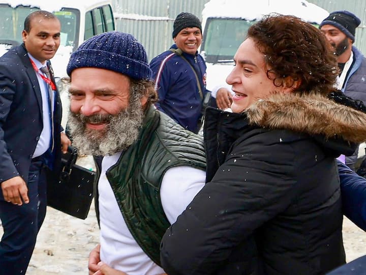 Rahul Gandhi spoke at 12 public meetings, over 100 corner meetings, and 13 press conferences during the yatra. He had over 275 walking interactions planned and over 100 sitting interactions. (Image Source: PTI)