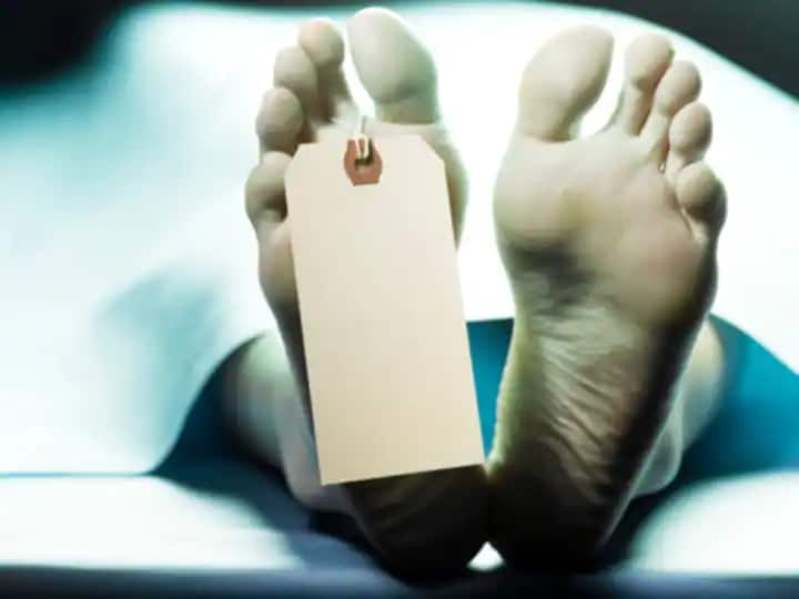 Prayagraj Deputy Chief Medical Officer CMO Dr Sunil Singh Body Found Hanging In Hotel Room, Police Launch Probe Prayagraj Deputy CMO's Body Found Hanging In Hotel Room, Police Launch Probe