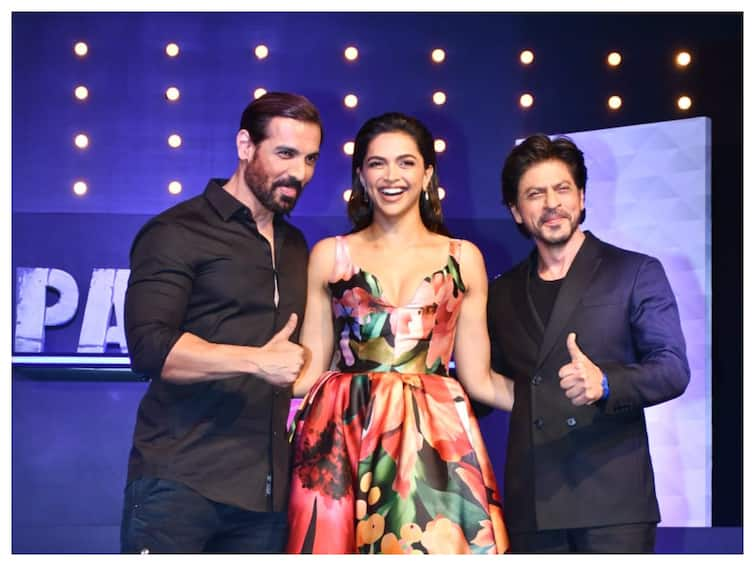 Pathaan Event: Shah Rukh Khan Thanks Everyone, Deepika Padukone Gets Emotional, John Abraham Says SRK Is Best Action Hero Pathaan Event: Shah Rukh Khan Thanks Everyone, Deepika Gets Emotional, John Says SRK Is Best Action Hero